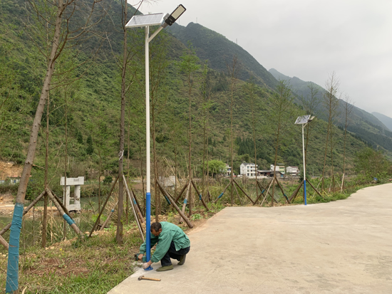 太阳能路灯|重庆太阳能路灯|太阳能路灯生产厂家|重庆太阳能路灯生产厂家|太阳能路灯厂家热线：18290421093|太阳能路灯厂家|重庆太阳能路灯厂家|太阳能路灯厂|重庆太阳能路灯厂|太阳能路灯厂家供应|重庆太阳能路灯厂家供应|太阳能路灯厂家批发|重庆太阳能路灯厂家批发|太阳能路灯批发|重庆太阳能路灯批发|重庆太阳能路灯生产|哈珠太阳能照明|哈珠太阳能路灯|哈珠太阳能路灯厂